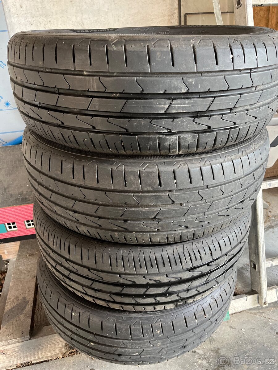 HANKOOK 205/60/16 letní - 3