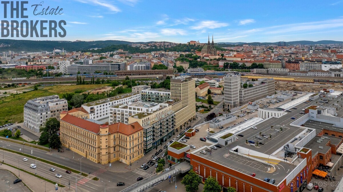 Prodej kanceláře 471 m2 - 3