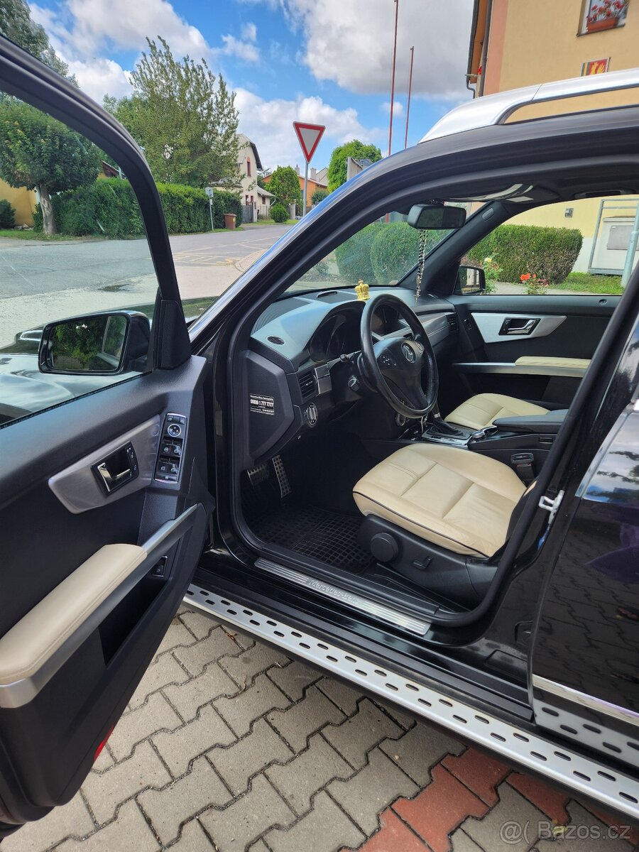 PRODAM MERCEDES GLK 320CDI PO SERVISU - 3