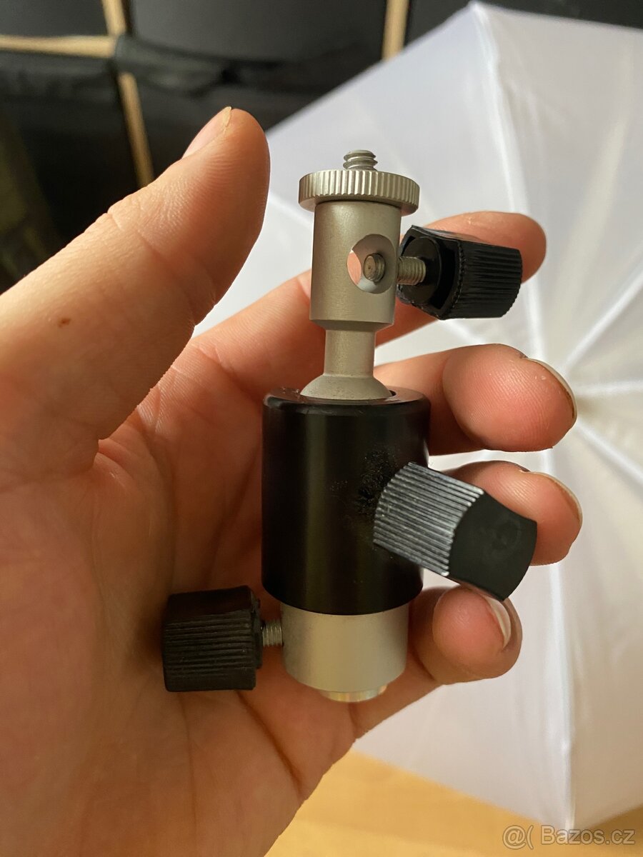 Foto deštník bílý s úchytem na stativ - 3