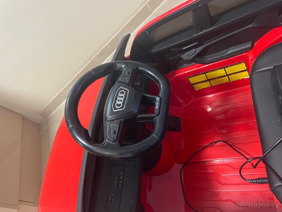Dětské elektrické auto Audi RS6 - 3