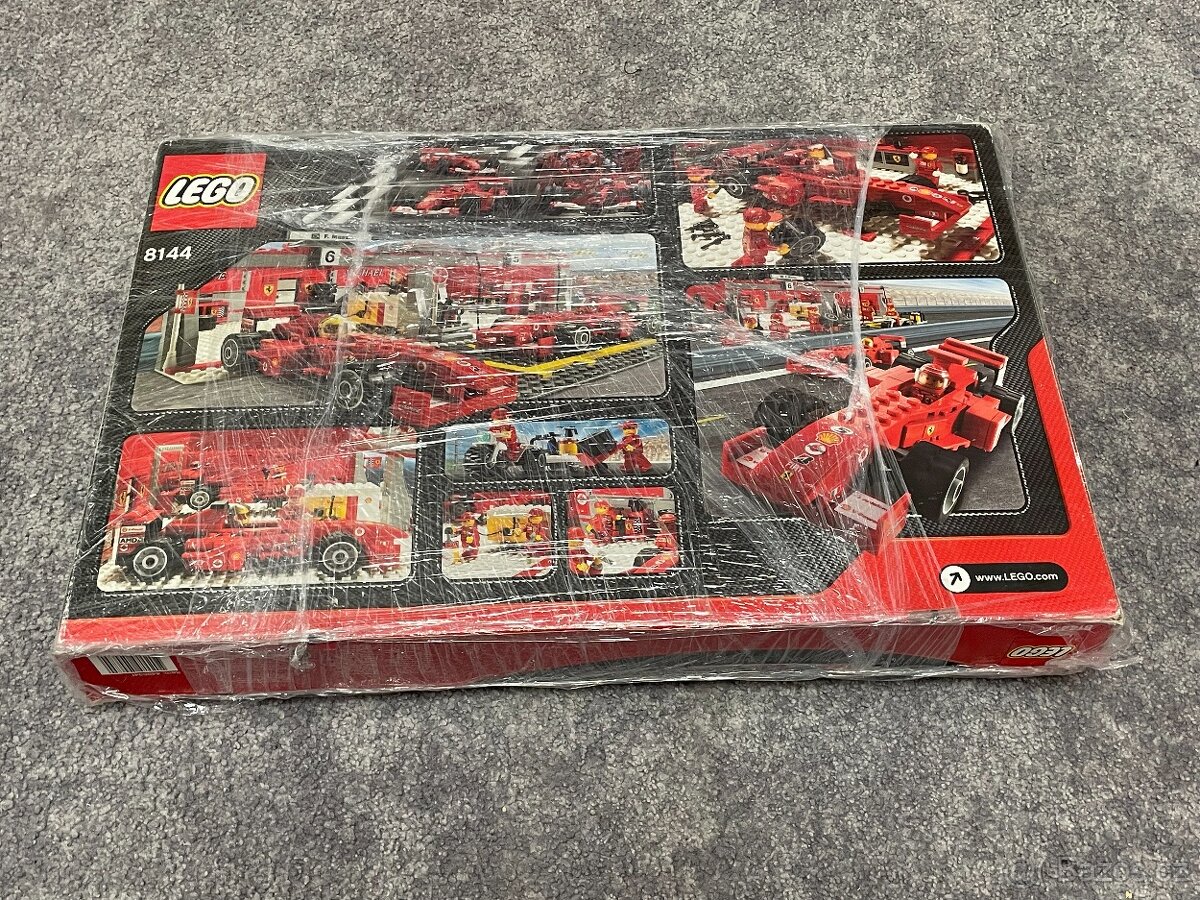 Lego 8144 Ferrari 248 F1 Team (Schumacher Edition) - 3