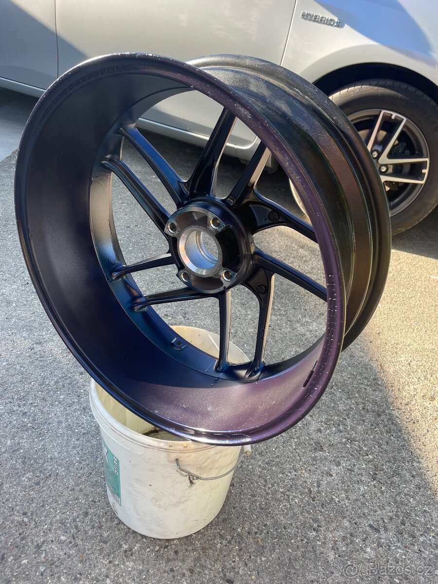 Zadní kolo Ducati Monster - 3