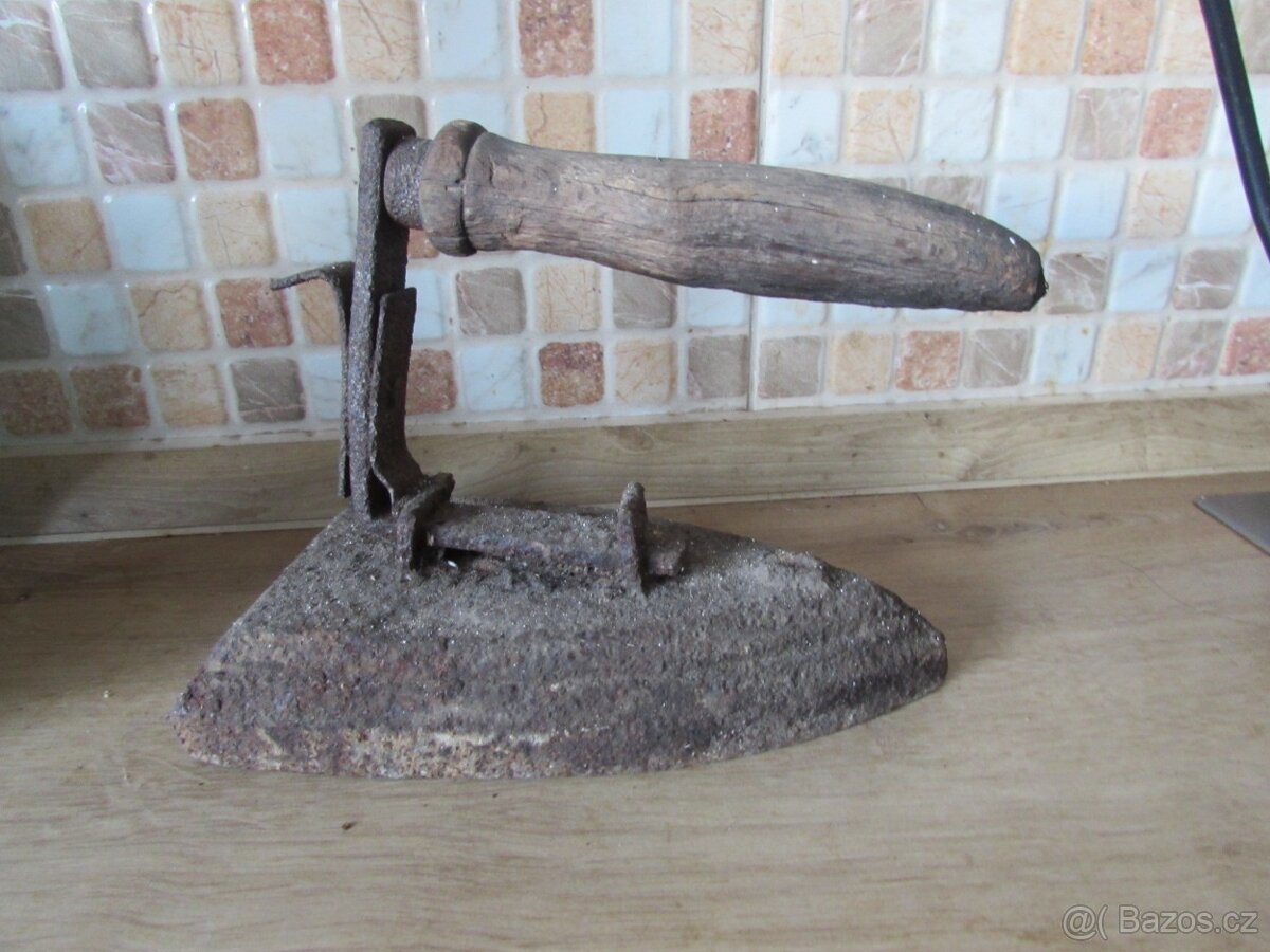 Stará žehlička - 3