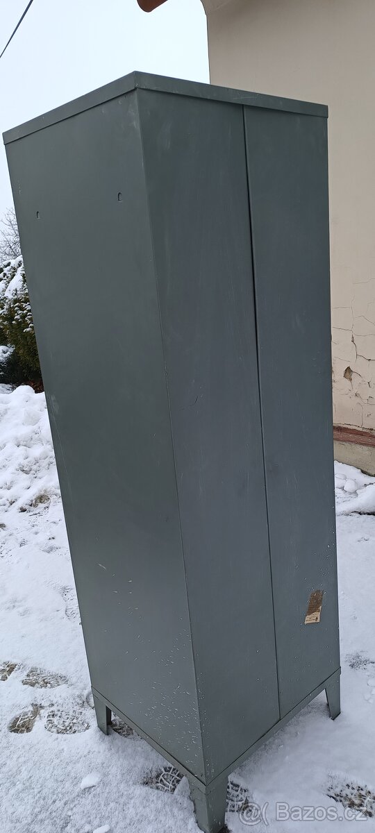 Plechová skříňka - 3