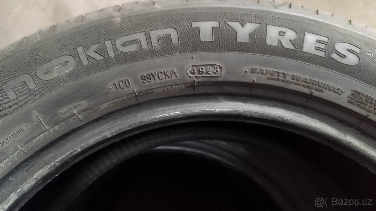 215/55 r17 nokian letní - 3