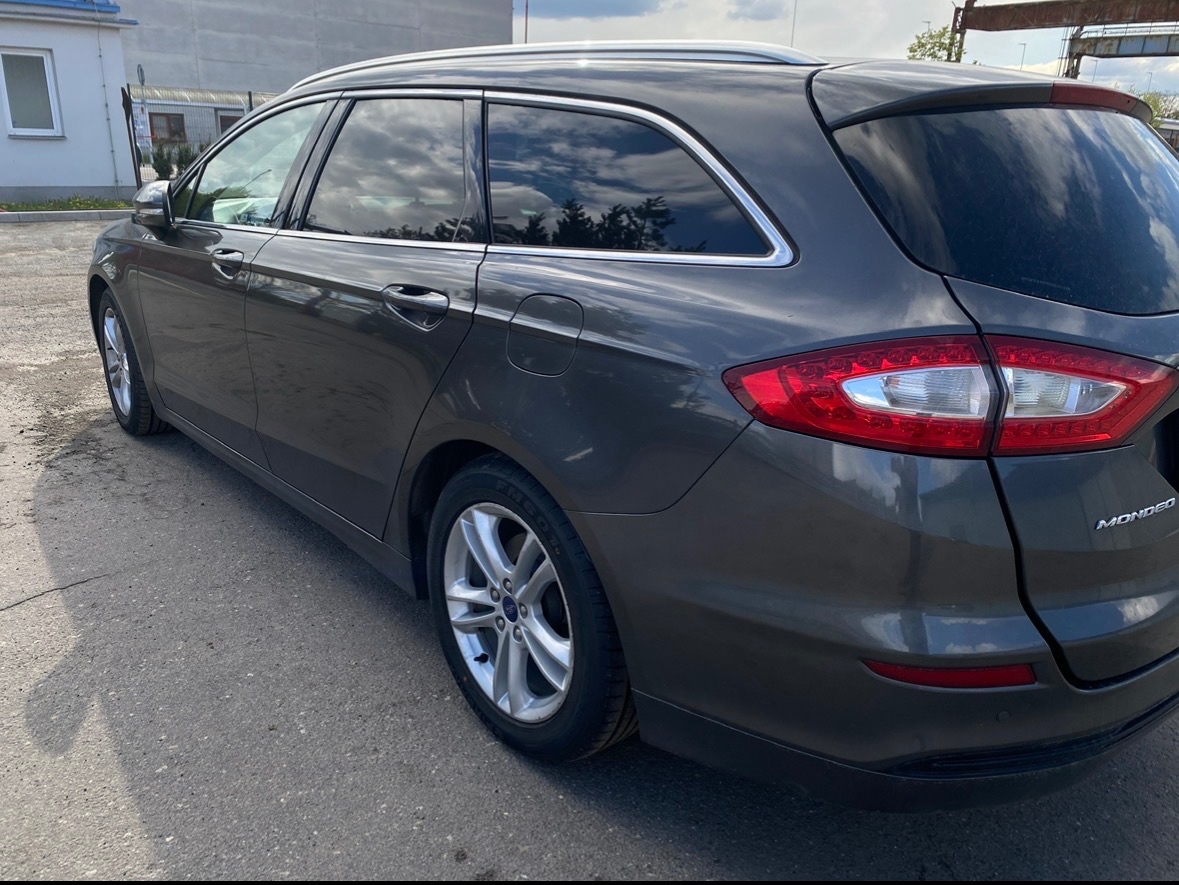 Ford Mondeo Mk5 - 3