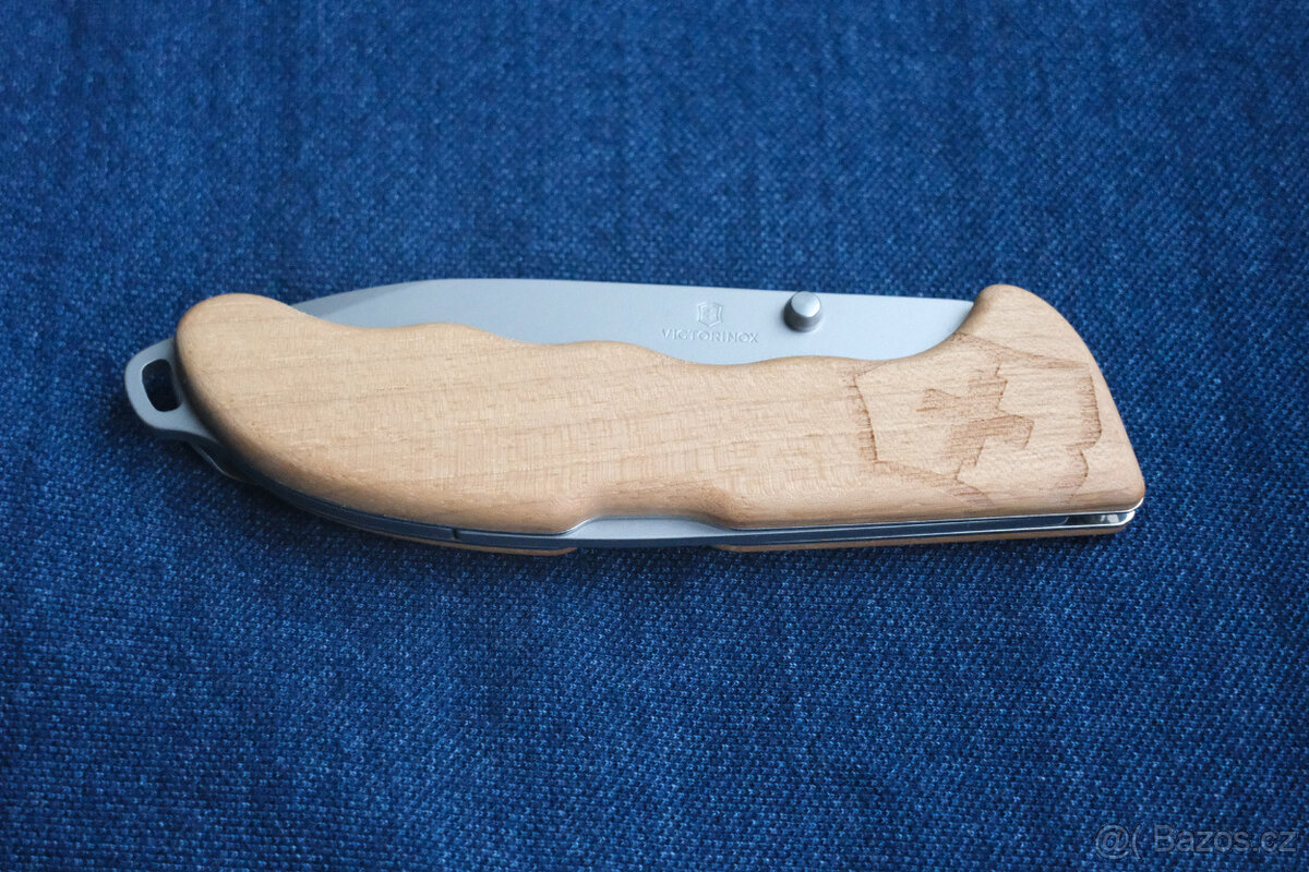 Prodám Victorinox Evoke Wood Brown - 3