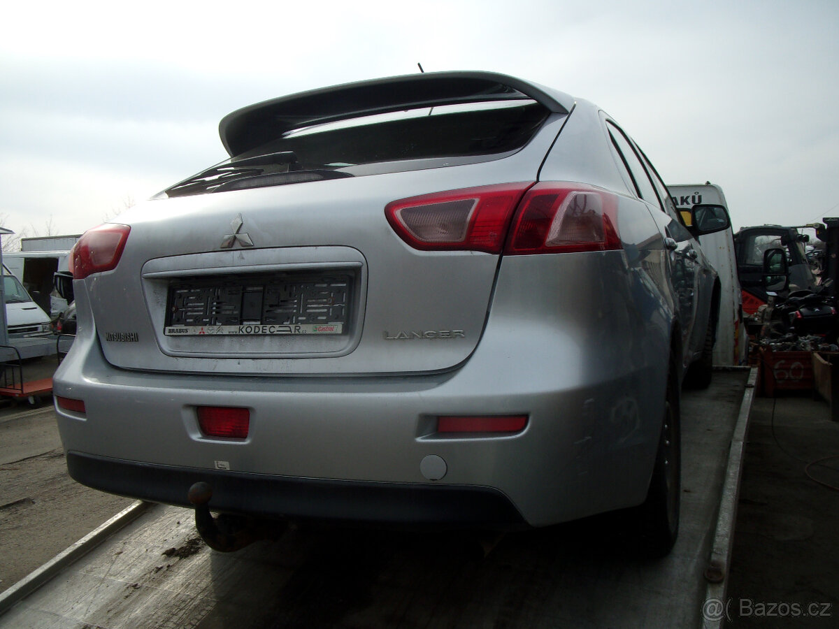 Mitsubishi Lancer - 3