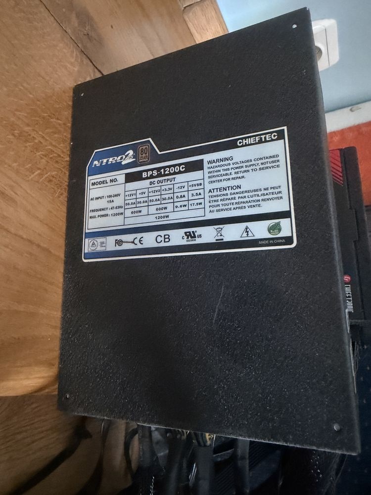 Zdroj Chieftec BPS-1200C (1200W) modulární - 80+ BRONZE (BPS - 3