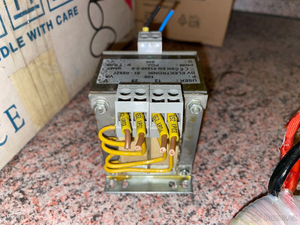 2 kusy transformátorů 12/19/25V - 3