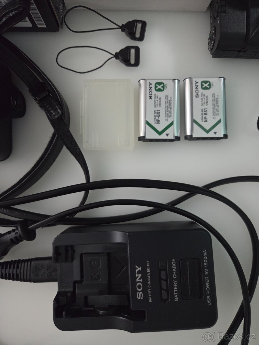 SONY DSC-RX100M3 + originální příslušenství - 3