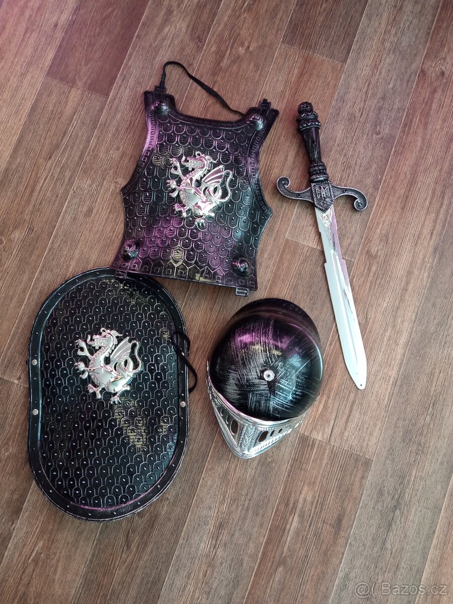 Rytiřské brnění - 3