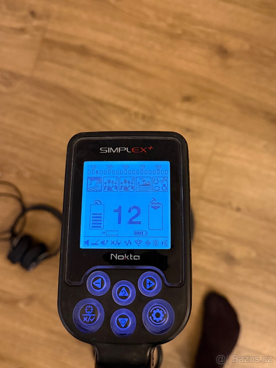 Prodám detektor Nokta Makro Simplex+ - 3