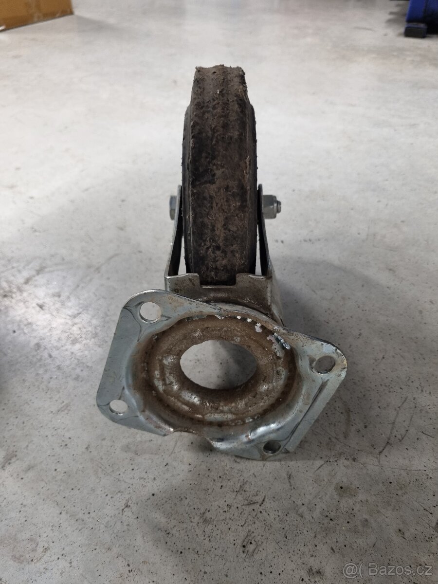 Kolečka otočná. 2 ks. Brno. - 3