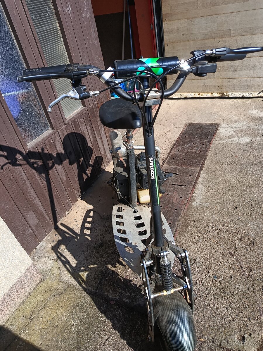 Benzinová koloběžka 2T - 3