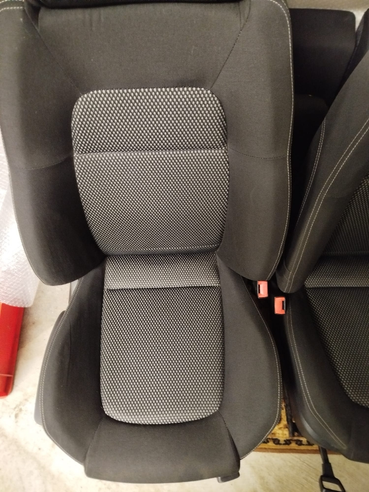 Fabia 1 Sportline RS sedadla - 3