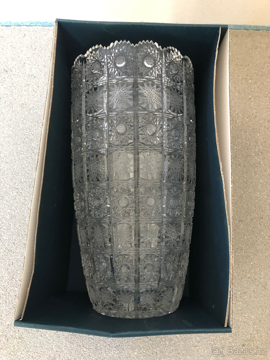 Broušená váza sklo Bohemia Crystal - 3