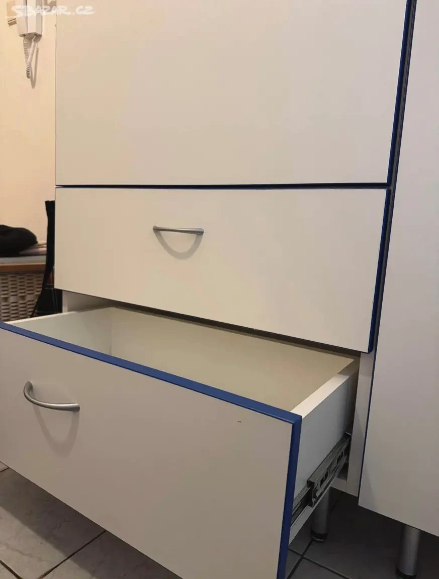 Prodám předsíňovou sestavu - 3
