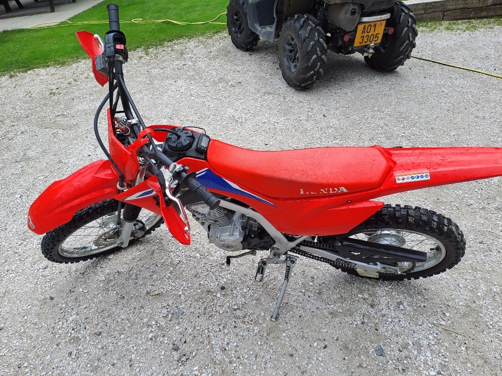Prodám moto HONDA CRF 125 cm3