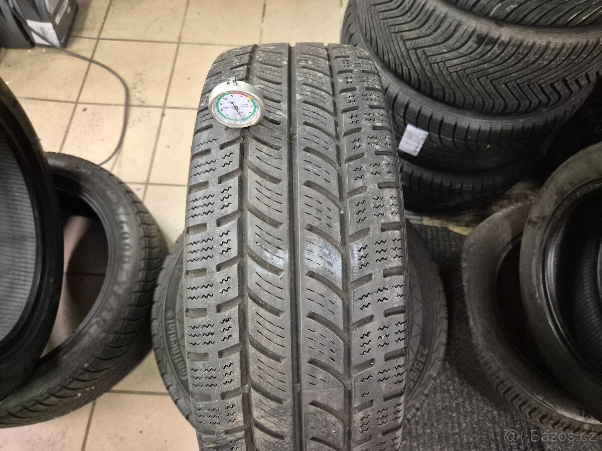 235/65 R16C CONTINENTAL (5mm) č.15952/b10 - - 3