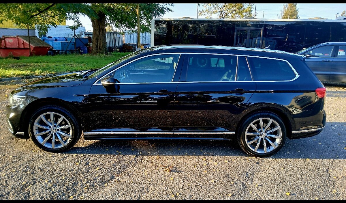 Passat 2,0 tdi dsg R-Line MATRIX,MASÁŽ,VIRTUÁL. - 3