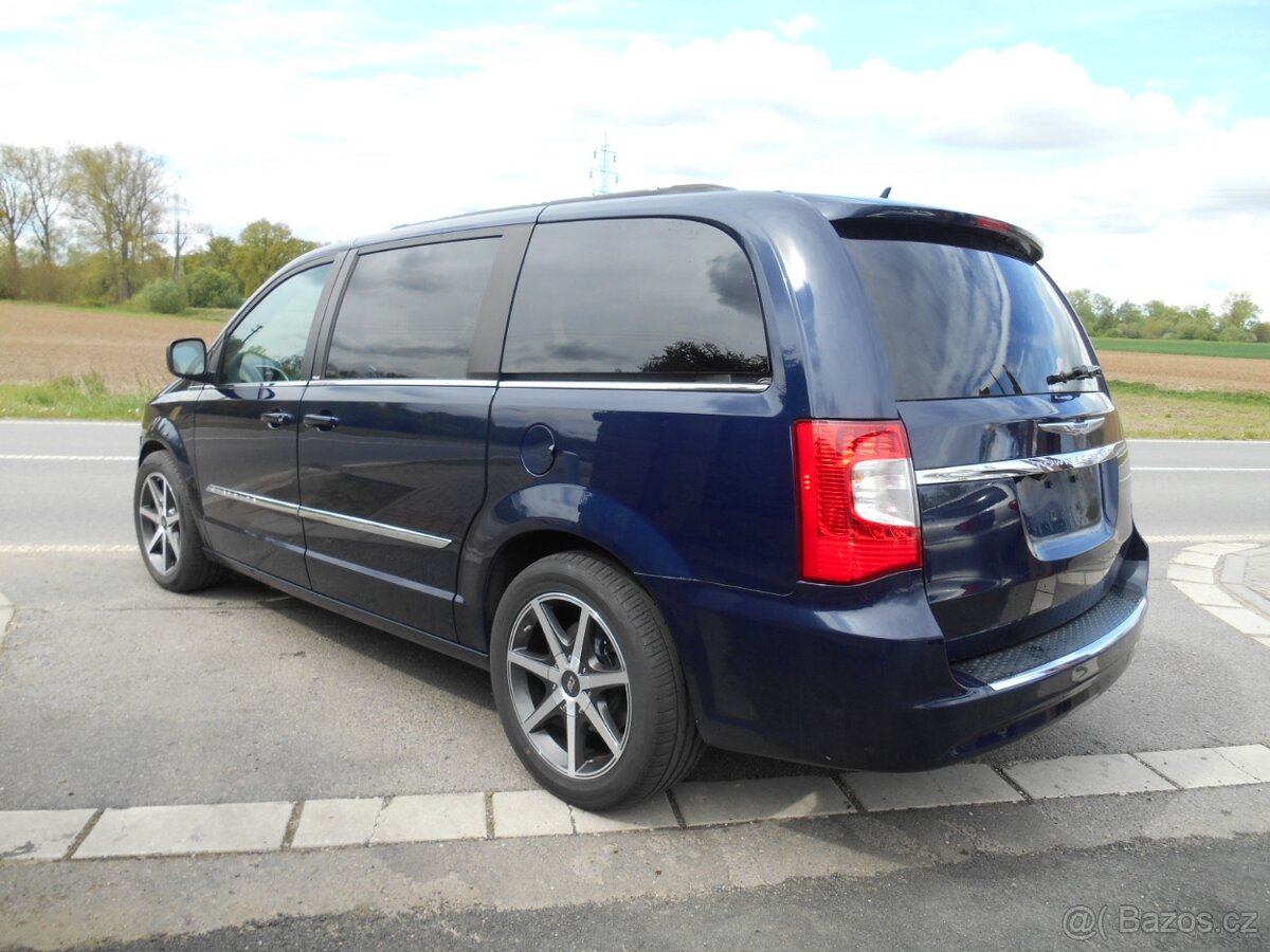 Chrysler Town & Country 3.6 RT LPG NAVI DVD 2013 - 3