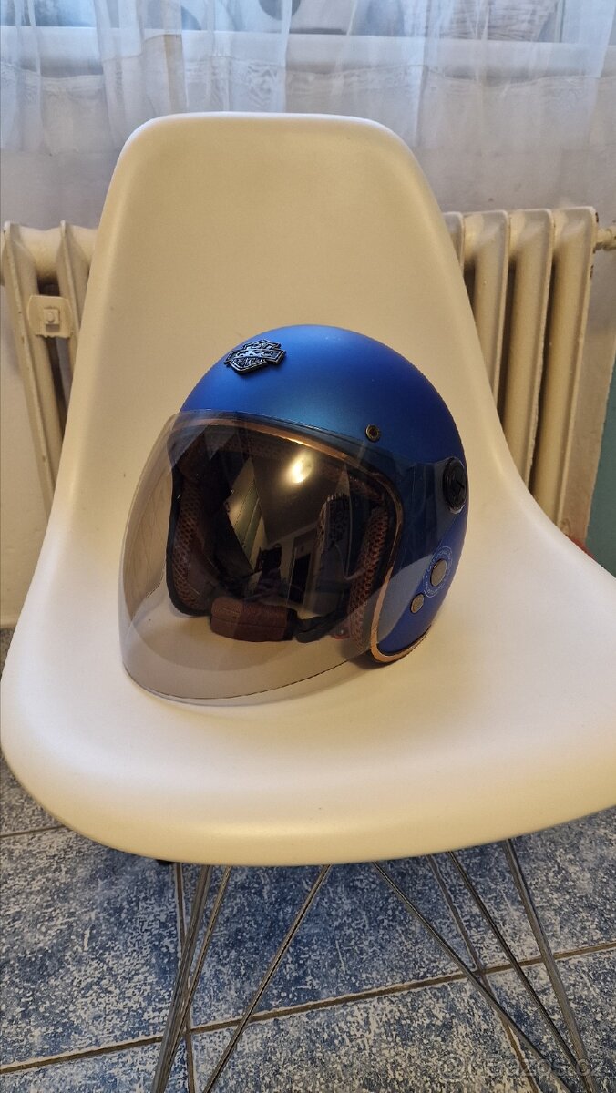 Přilba na scooter - 3