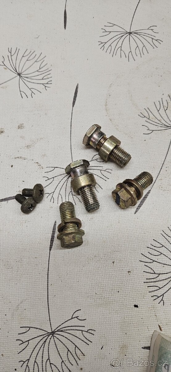 Zadní pásy Suzuki Vitara 1 - 3