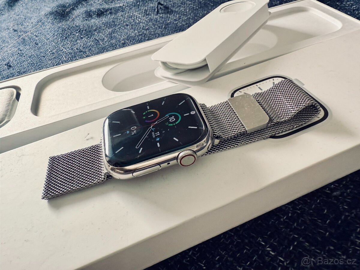Apple Watch 7 45mm, ocelové, dobrý stav - 3