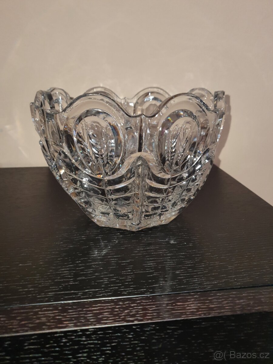 Skleněná mísa. - 3