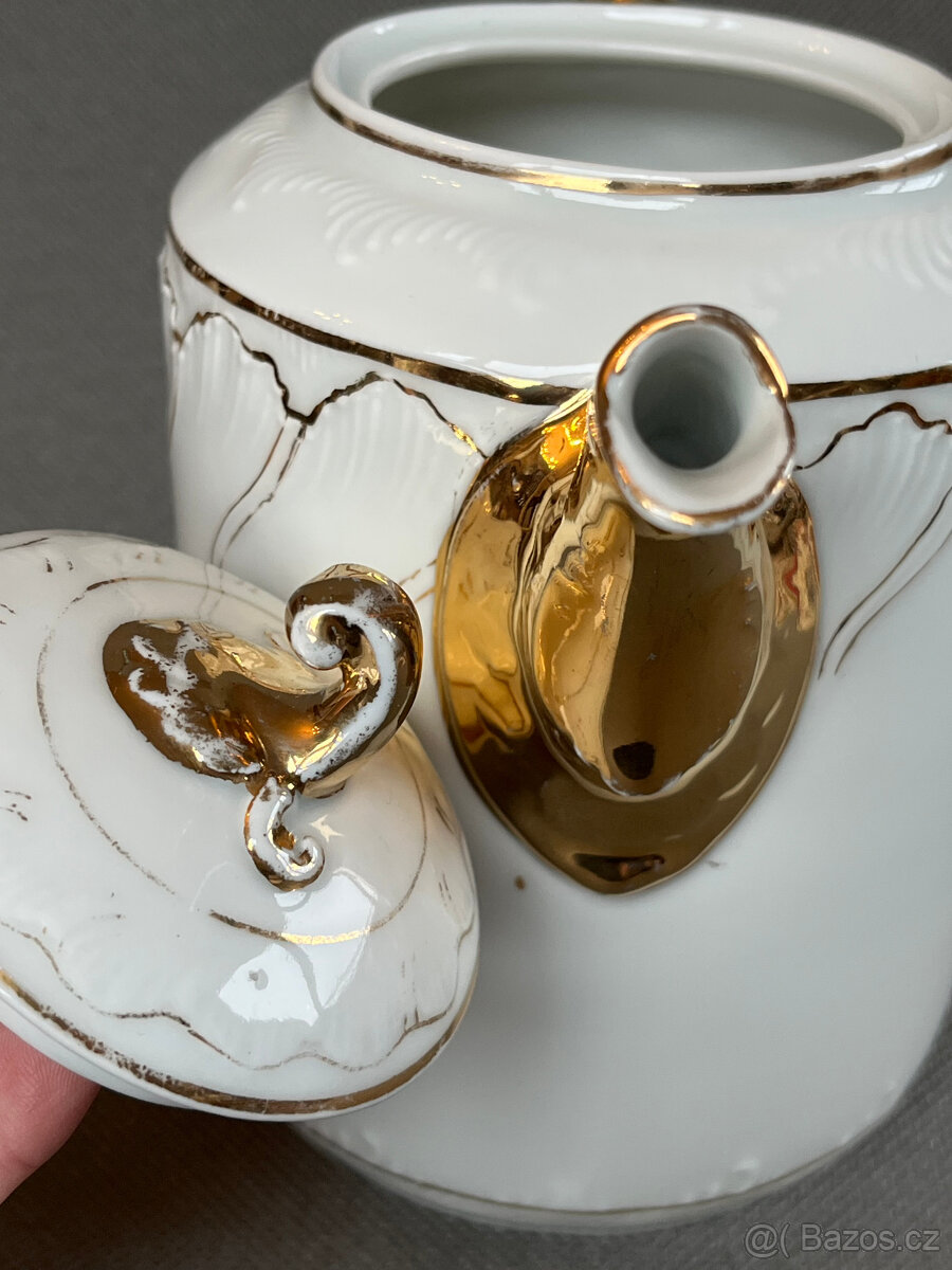 Starožitná porcelánová konvice 1.4l, Haas&Czjzek - 3