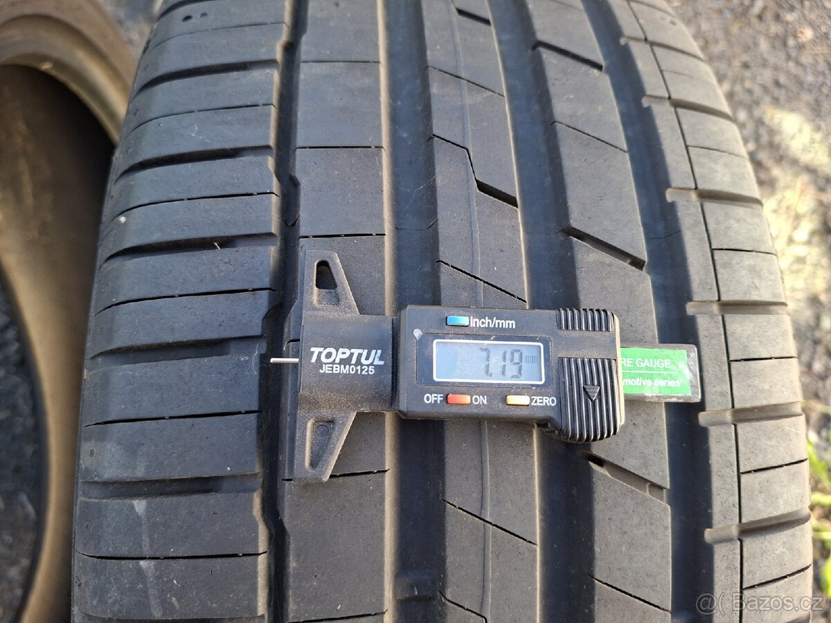 Pneu Hankook letní 235/45 R20 - 3