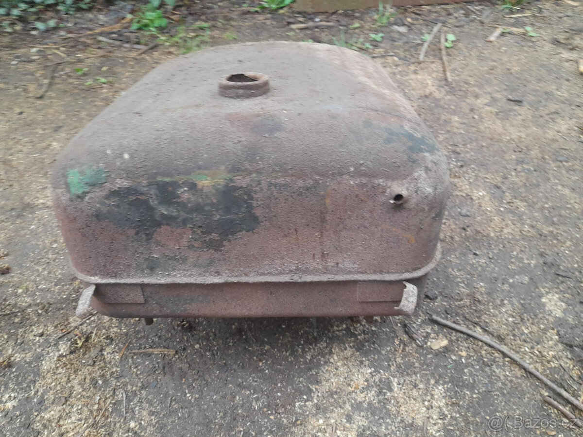 Nádrž Zetor 25 - 3