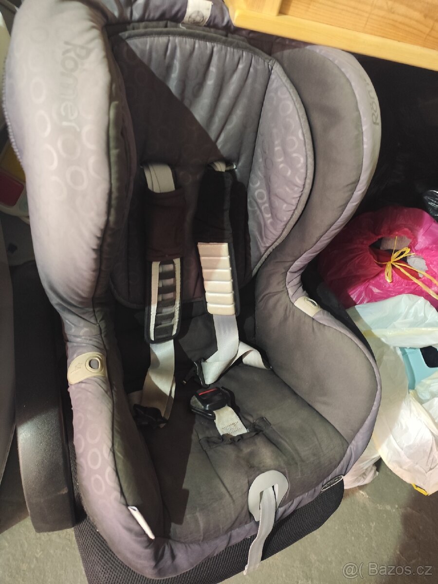 Dětská autosedačka 9-18kg - 3