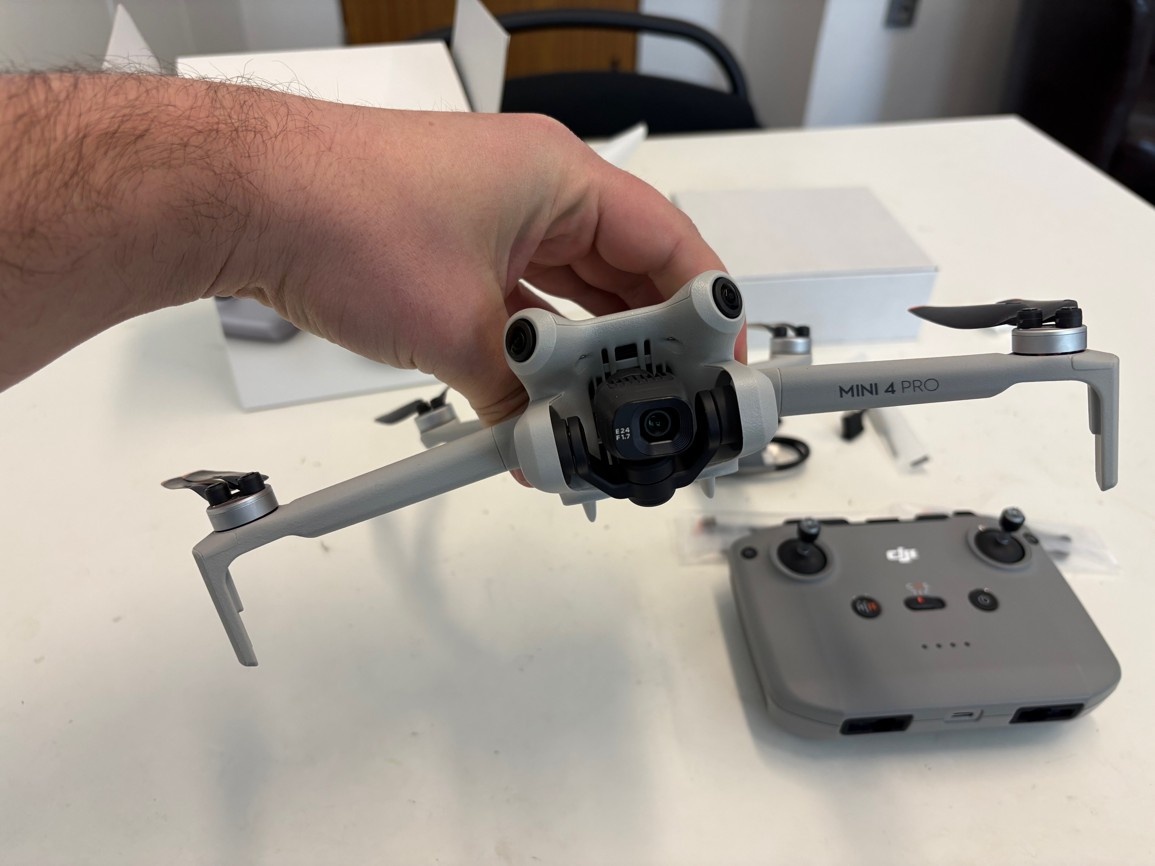 DJI mini 4 pro + ovladač + záruka - 3