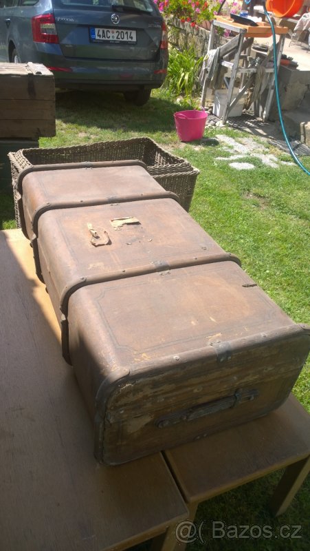 Starožitný lodní kufr - 3