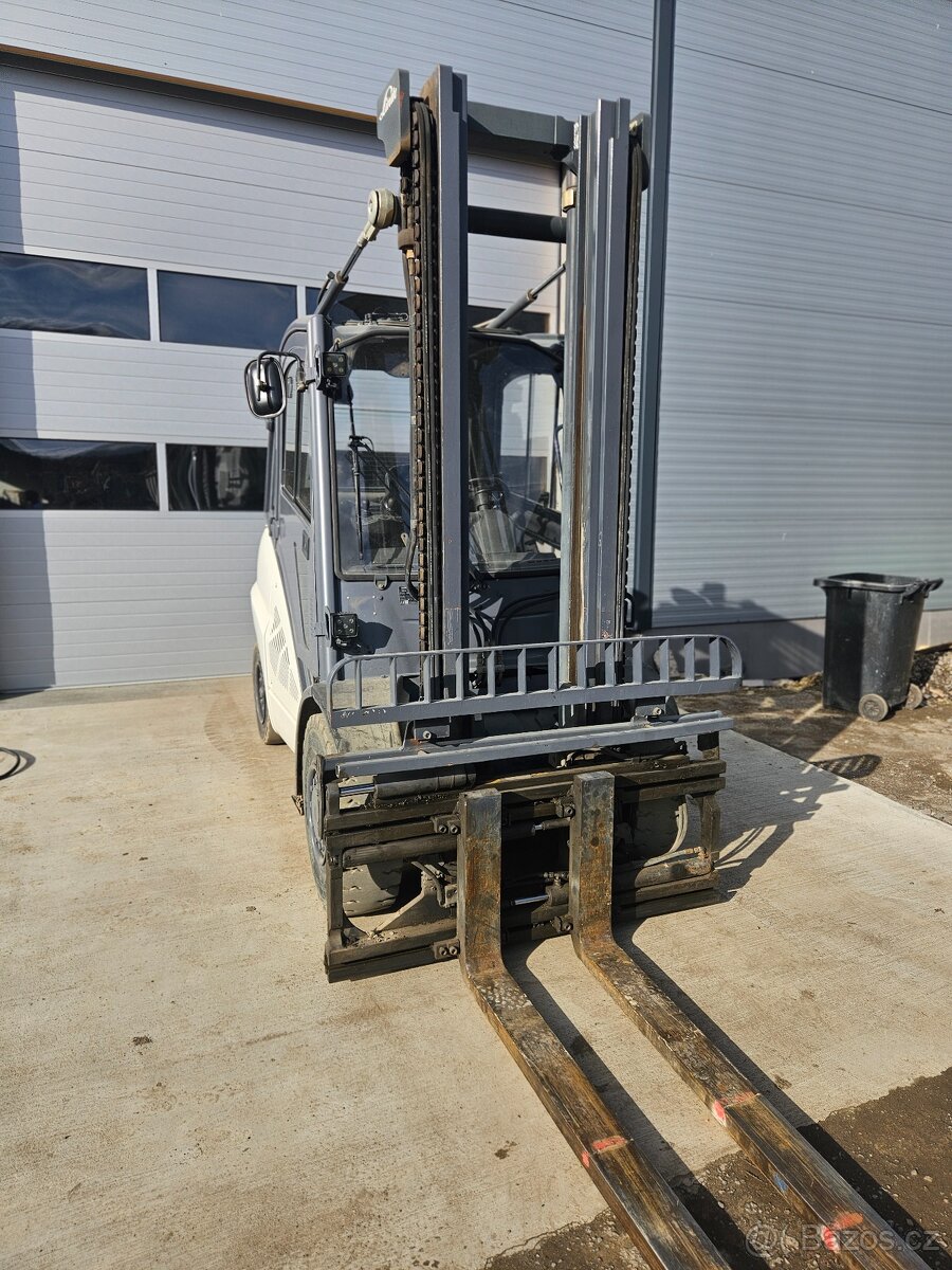 Vysokozdvižný vozík - VZV Linde H50D r.v. 2013 - 3