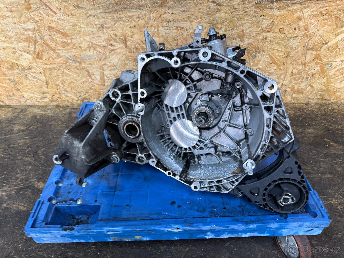 MANUÁLNÍ PŘEVODOVKA 2.0 CDTI 6Q 118KW F40 - 3