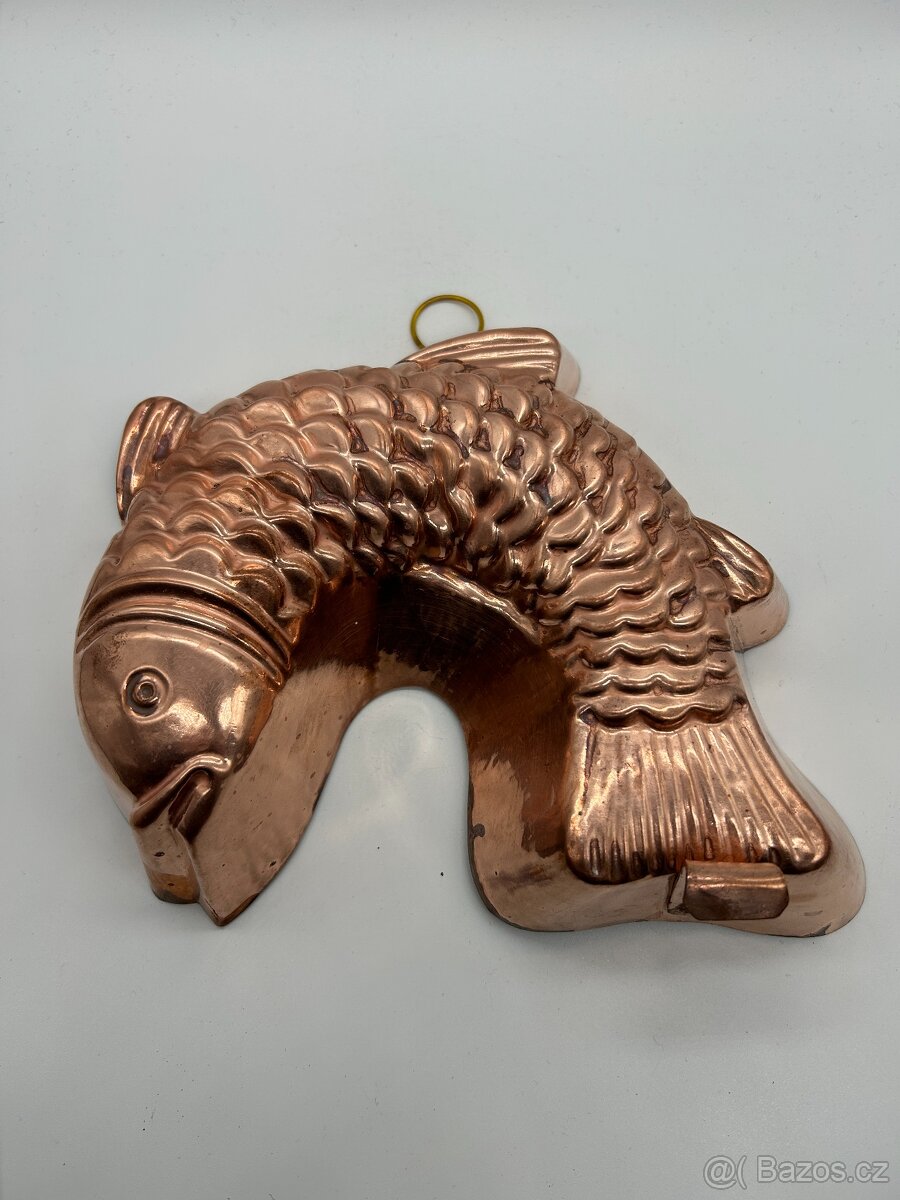 Sběratel nabízí staré měděné formy - 3