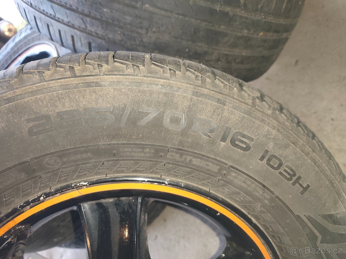 ALU kola Santa Fe 1 Nokian R16 225/70 - 3