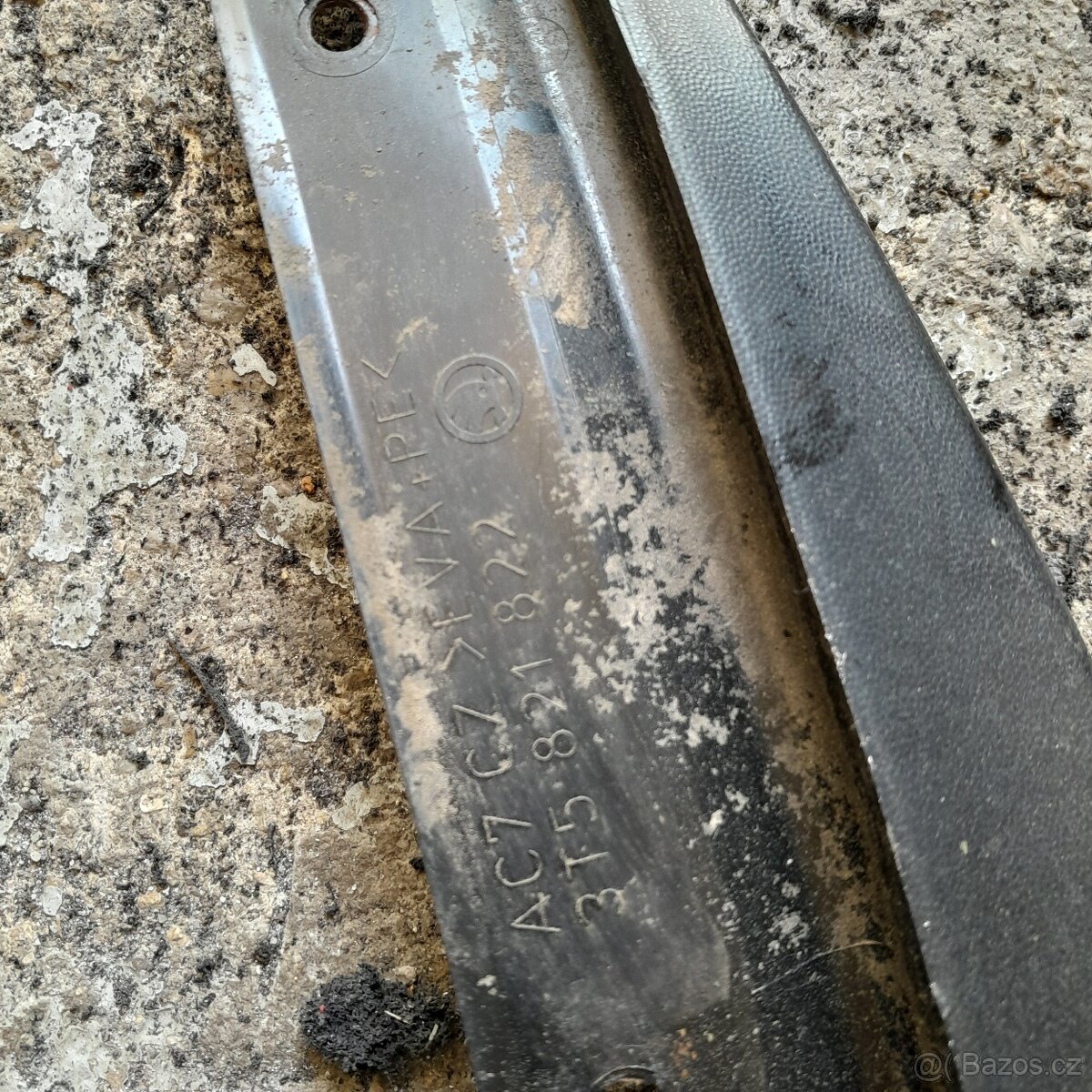 Škoda Superb II, zadní zástěrky 3T5 821 821/822 - 3