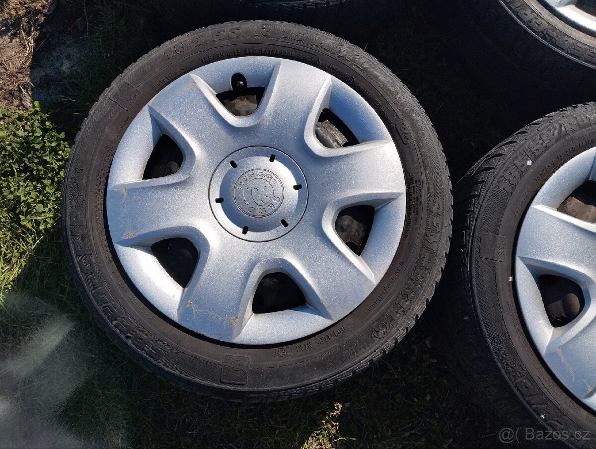 Plechové kola 5x100 R15 s poklicemi škoda - 3