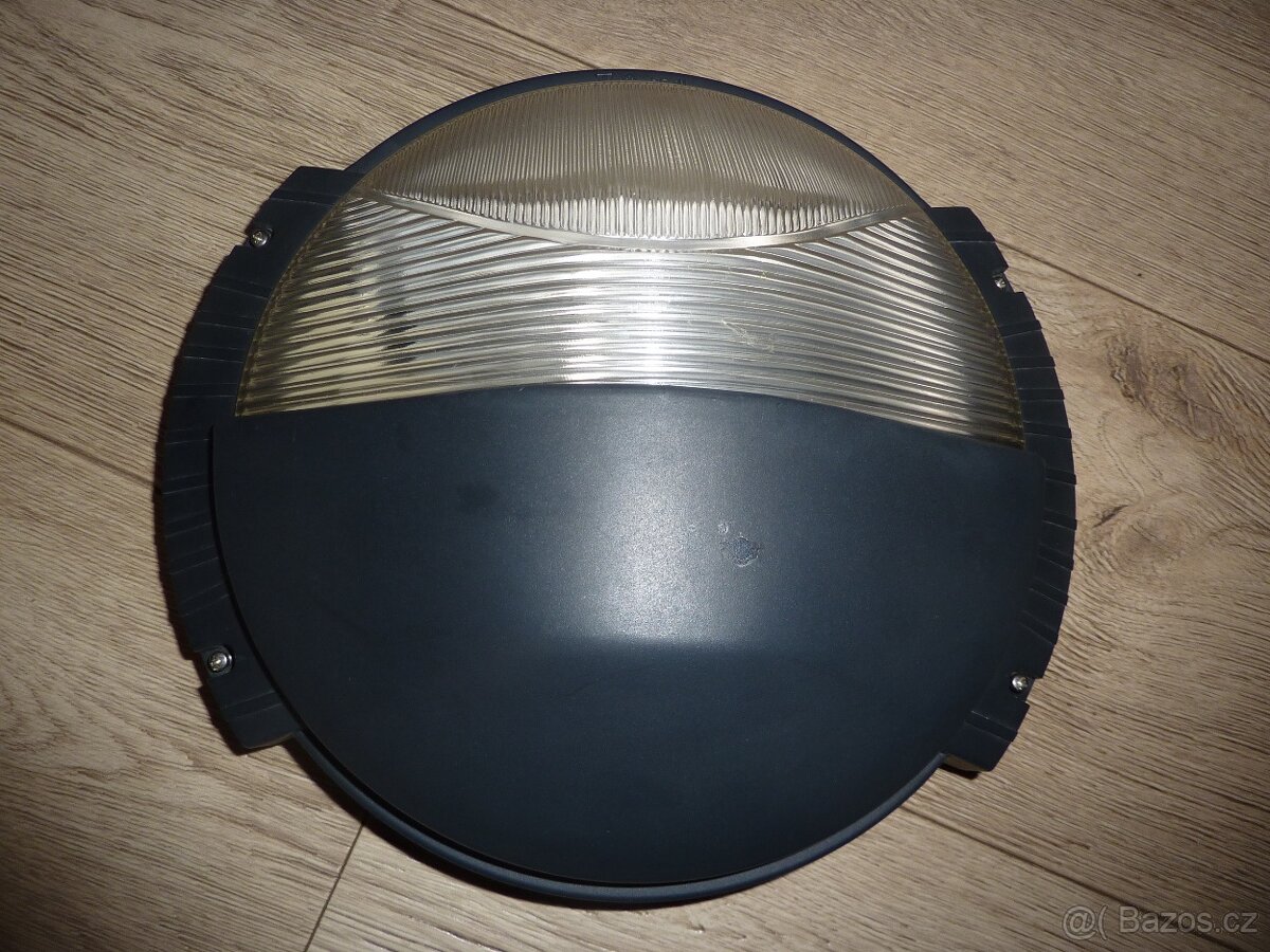 2x Venkovní nástěnné osvětlení, černá a bílá - 3