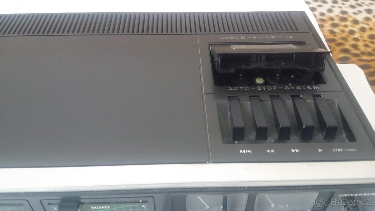 Magnetofon / Zesilovač Universum VC 5564 - 3