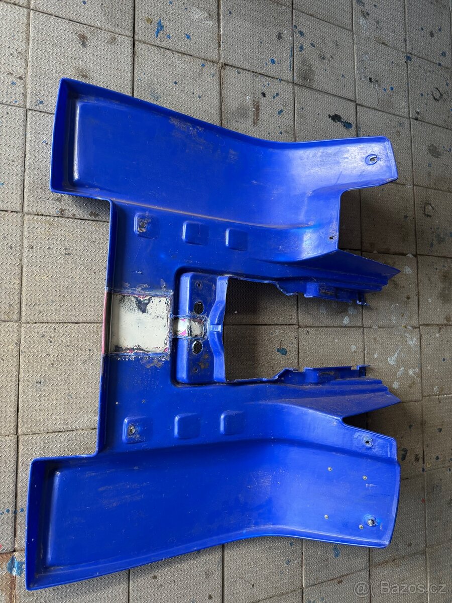 Yamaha Banshee 350 zadní plast - 3