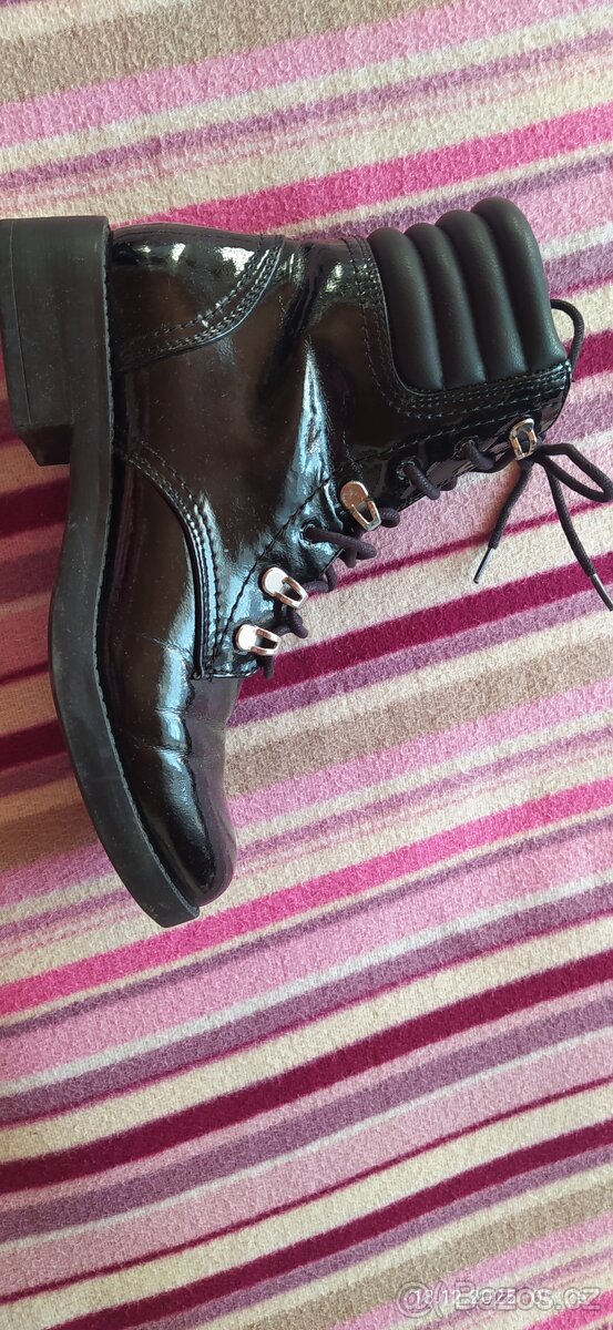 Dívčí vel. 36 - 3