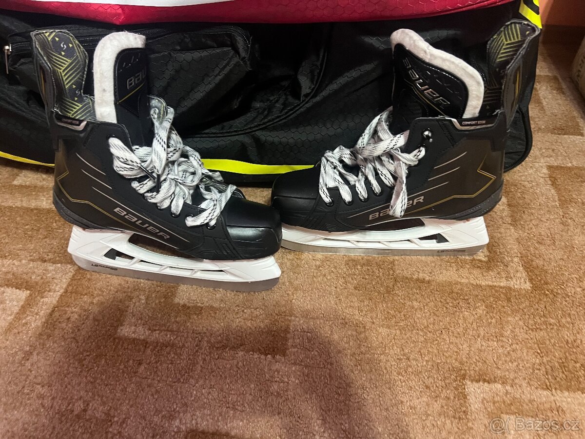 Hokejové brusle - 3