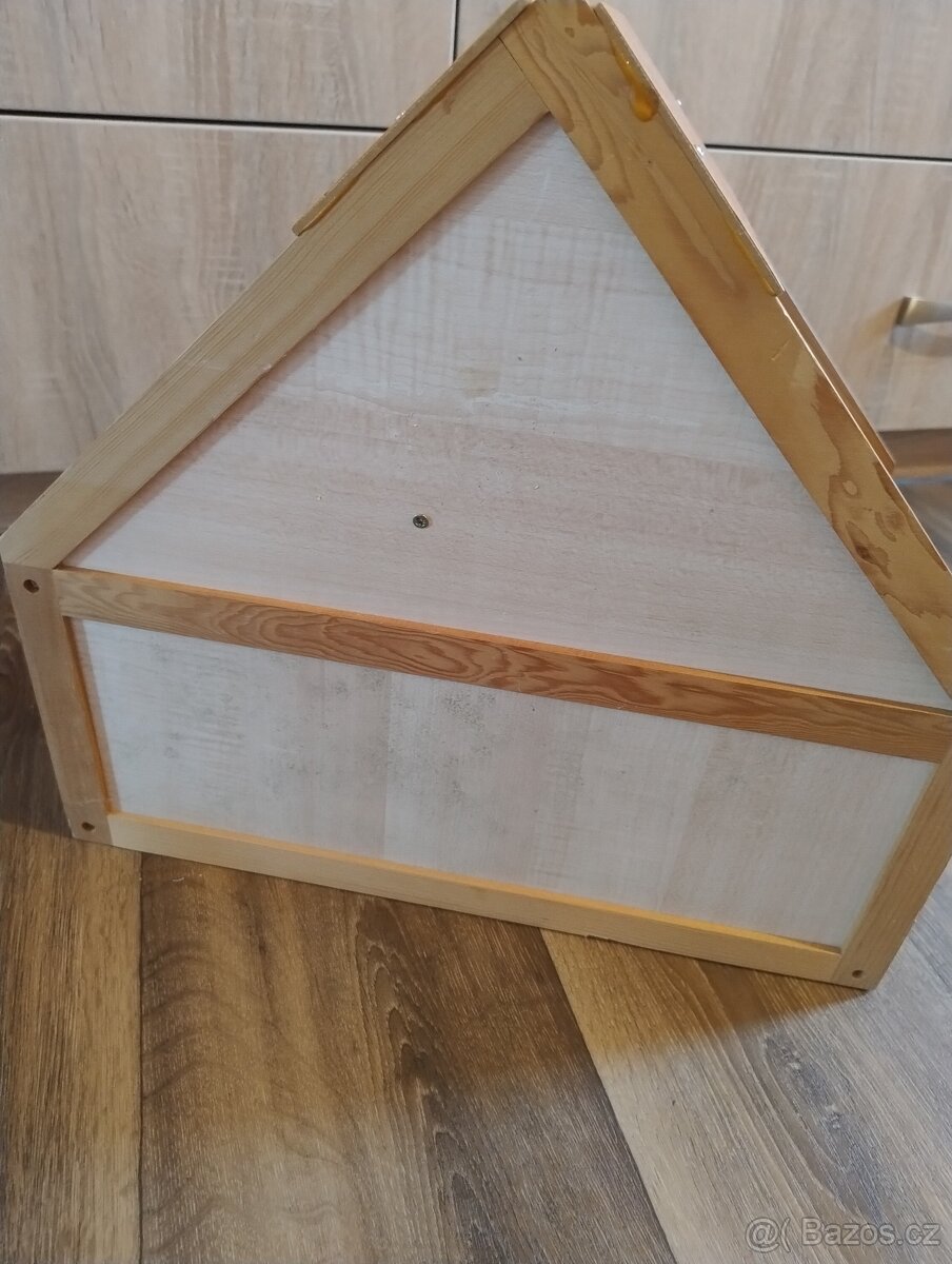 Domeček pro holky - 3