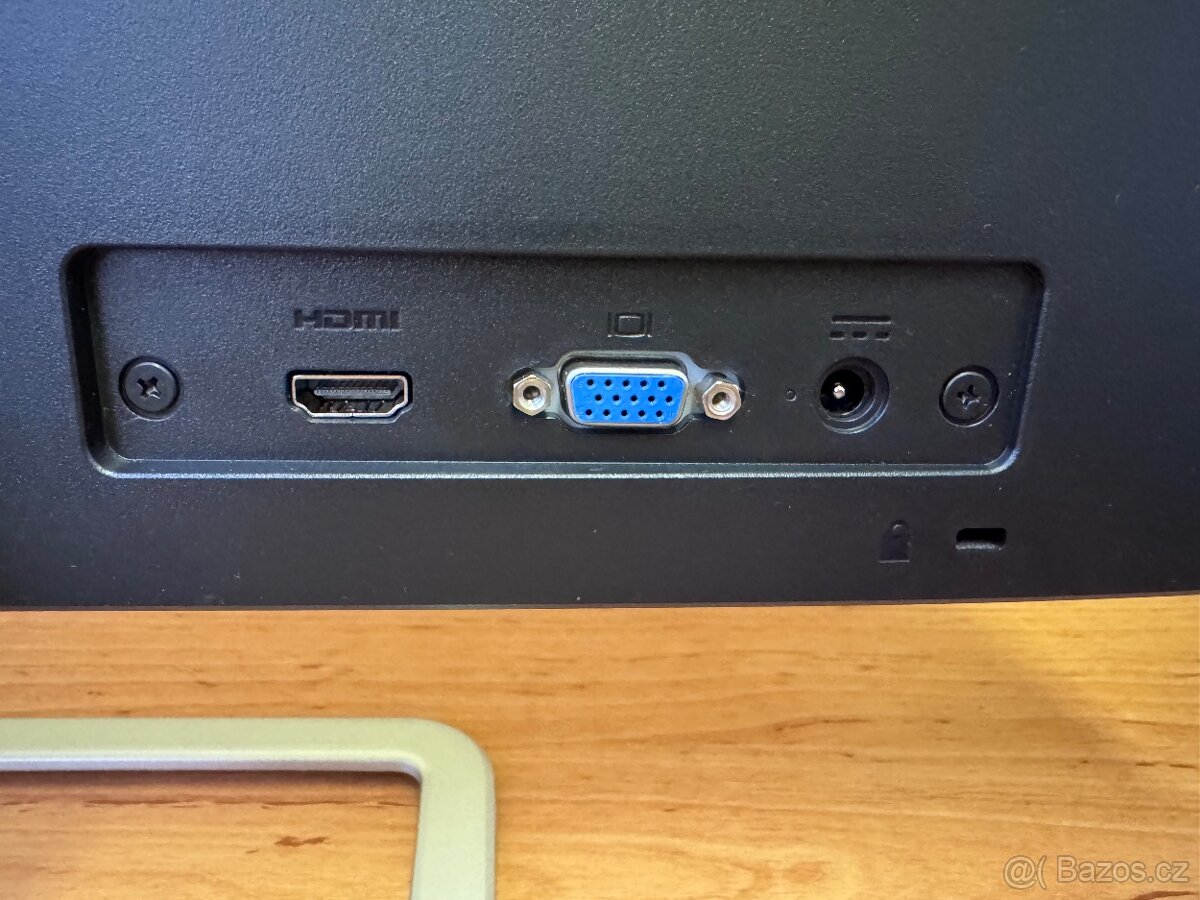 Prodám monitor HP 24es - 3